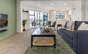 Chic 3-Br Cbd Gem In Christchurch: Prime Location